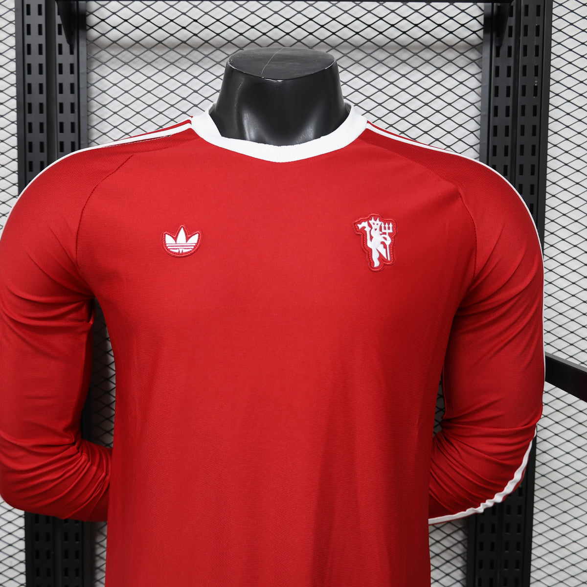 2026 Manchester United Casual Retro Player Version Jersey (Long Sleeve)